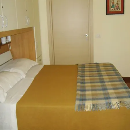 Apartament Zara Cosy & Cheap Apt - Easy Parking