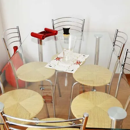 Apartment Lario *