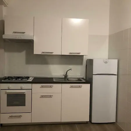 Гостевой дом Leoncavallo House Милан
