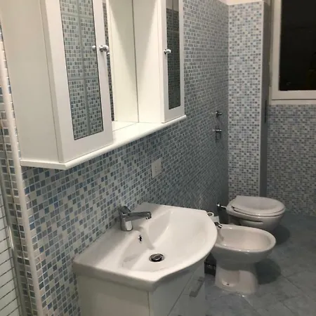 Гостевой дом Leoncavallo House Милан