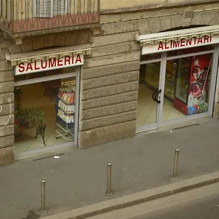 Delicious Flat Near The Subway M3 Appartamento Milano