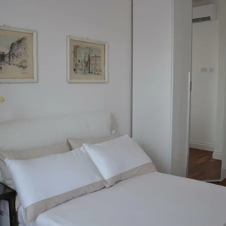 Apartmán Via Delle Camelie 8 Milán