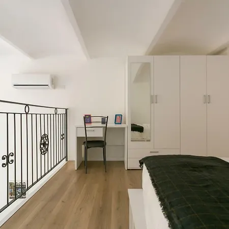 Casa Ally - Industrial Bright Loft Апартаменты