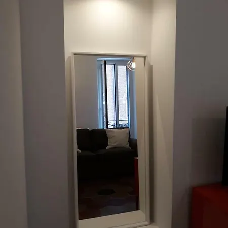 Daire Con Vista Milano
