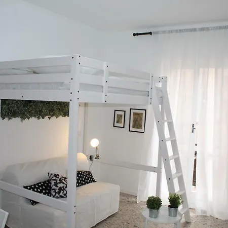 Anacreonte 7 * Mailand
