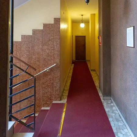 Apartment Anacreonte 7 Mailand