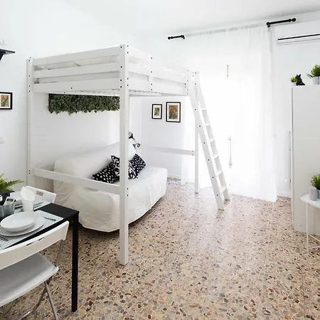 Anacreonte 7 Apartment Mailand
