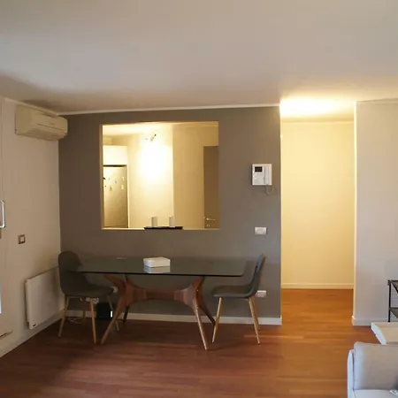 Dam's Crib Modern Loft Luxury Residential * Milano