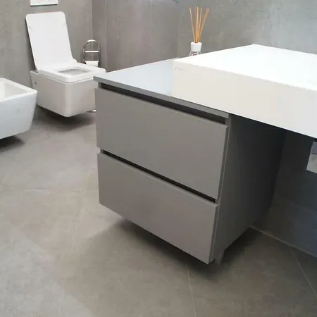 Dam's Crib Modern Loft Luxury Residential