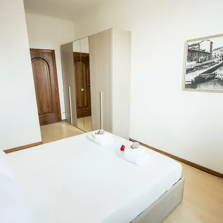 Appartement Airguest Central Station Beautiful Flat
