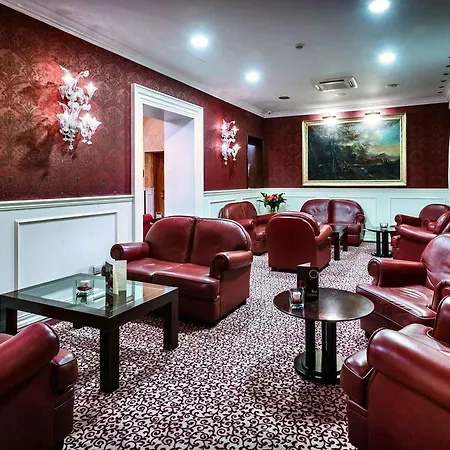 Hotell Worldhotel Casati 18 4*