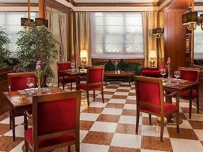 Hotel Leonardo Center