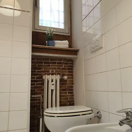 5Min Walk From Duomo! Apartment 100M2