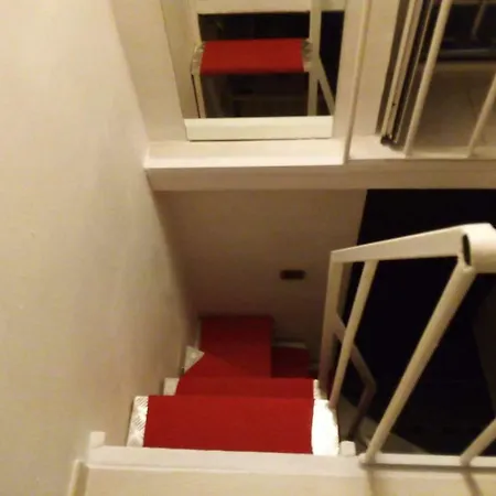 Loft In Modern Near M1 Pasteur Pensjonat Mediolan