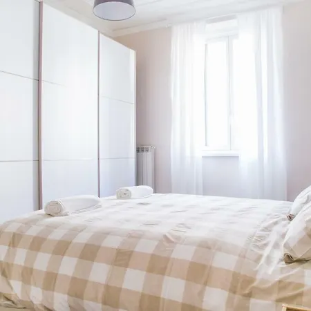 Charming, New & Bright Apt In The Heart Of Apartment