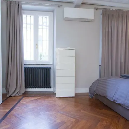 Easylife - - Correnti 24 - Duomo Milano