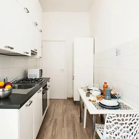 Navigli Luxo Apartamento *