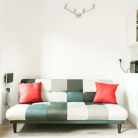 Likehome - Via Crema Apartman *
