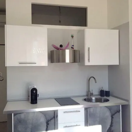 Apartman ℒovely & ℰlegant Next To Duomo/missori Milánó