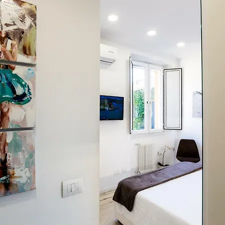 Lägenhet Milan Style Apartment - City Center