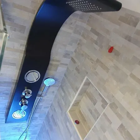 In Certosa Station Apartment *