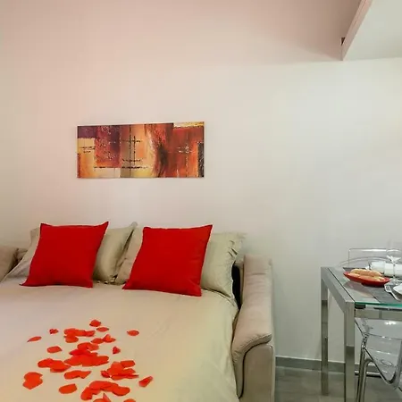 Vespri Apartment *