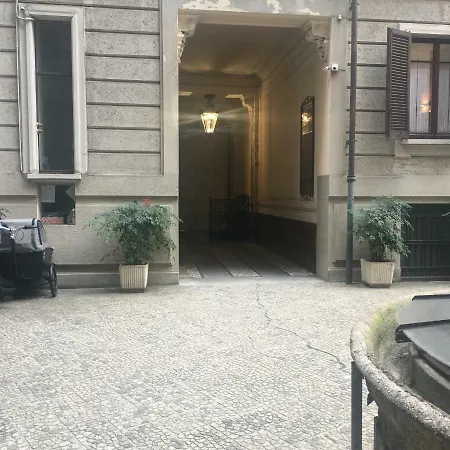 Corso Venezia Apartment Milan