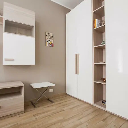Lorenteggio Apartment Milan