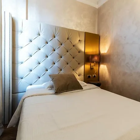 Mythos Hotell