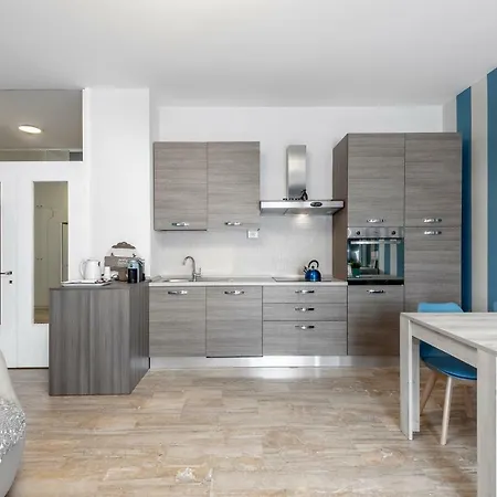 Apartment Amy Apartments, Sanzio 7 *