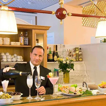 Hotel Mercure Centro 4*