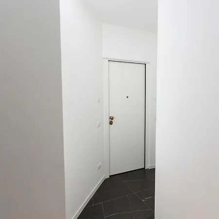 Bocconi 1 * Milan
