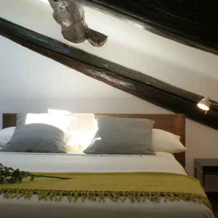 Monti Apartment *