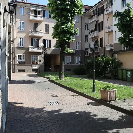 Paki Nel Cuore Dei Navigli Di Apartamento Milán
