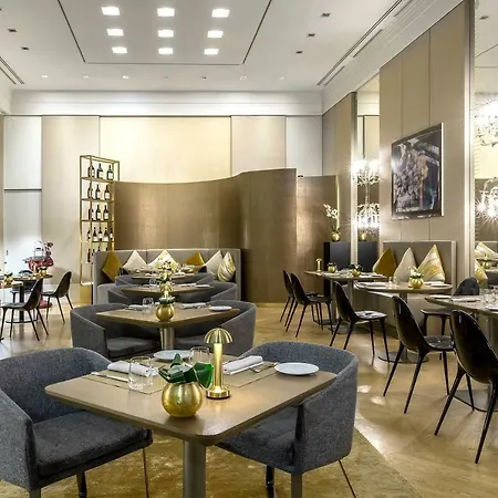 Rosa Grand - Starhotels Collezione 4*