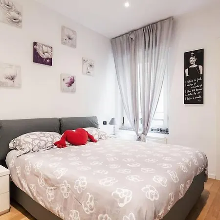 Delizioso Bilocale In Bocconi - Porta Romana * Milan