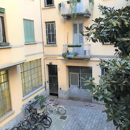 Lejlighed Vallarsa Milano