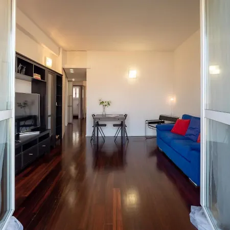 Apartment Vigliani 19 Milan