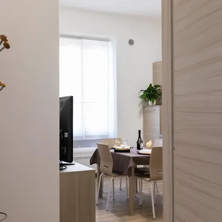 Apartamento Le Dimore Di Via Gluck - Central Station