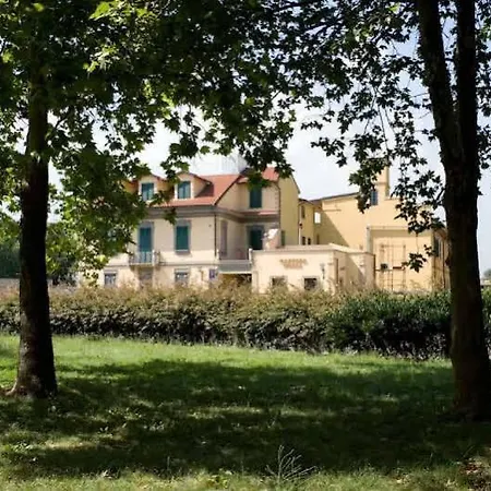 Cascina Gobba Otel 3*