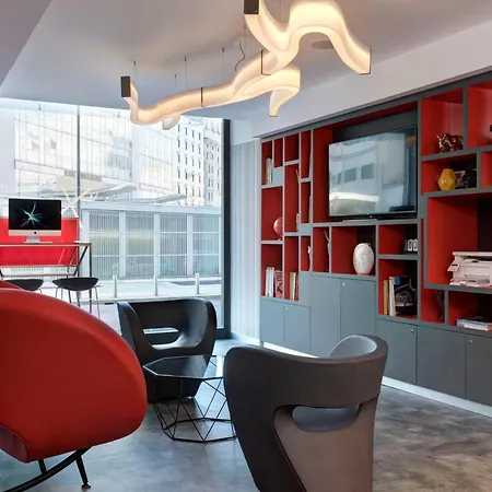 Hotel Iq