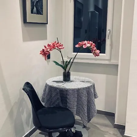 Apartment Centro, Life, Mico Milan
