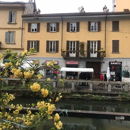 Апартаменты Lovelyloft - Alzaia Naviglio