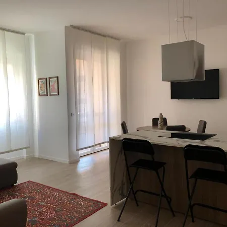 Guesthero - - Accanto Clinica Sant'ambrogio Apartment