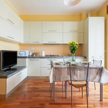 Savona District Terrace Flat Апартаменты *