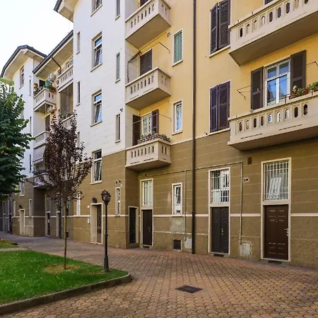 Paki Nel Cuore Dei Navigli Di Apartamento