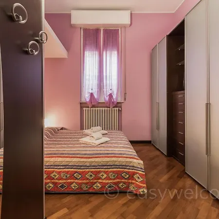 Easy Welcome Fairy House Apartman