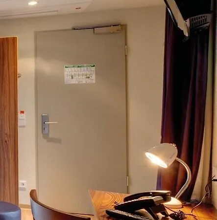 米兰兰布雷特美宁厄尔酒店 * 米兰