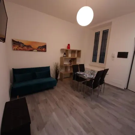 Dicosmo Factory @ Quadrilatero Moda E Design Apartment