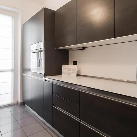 Italianway - Zuretti 102 * Milano